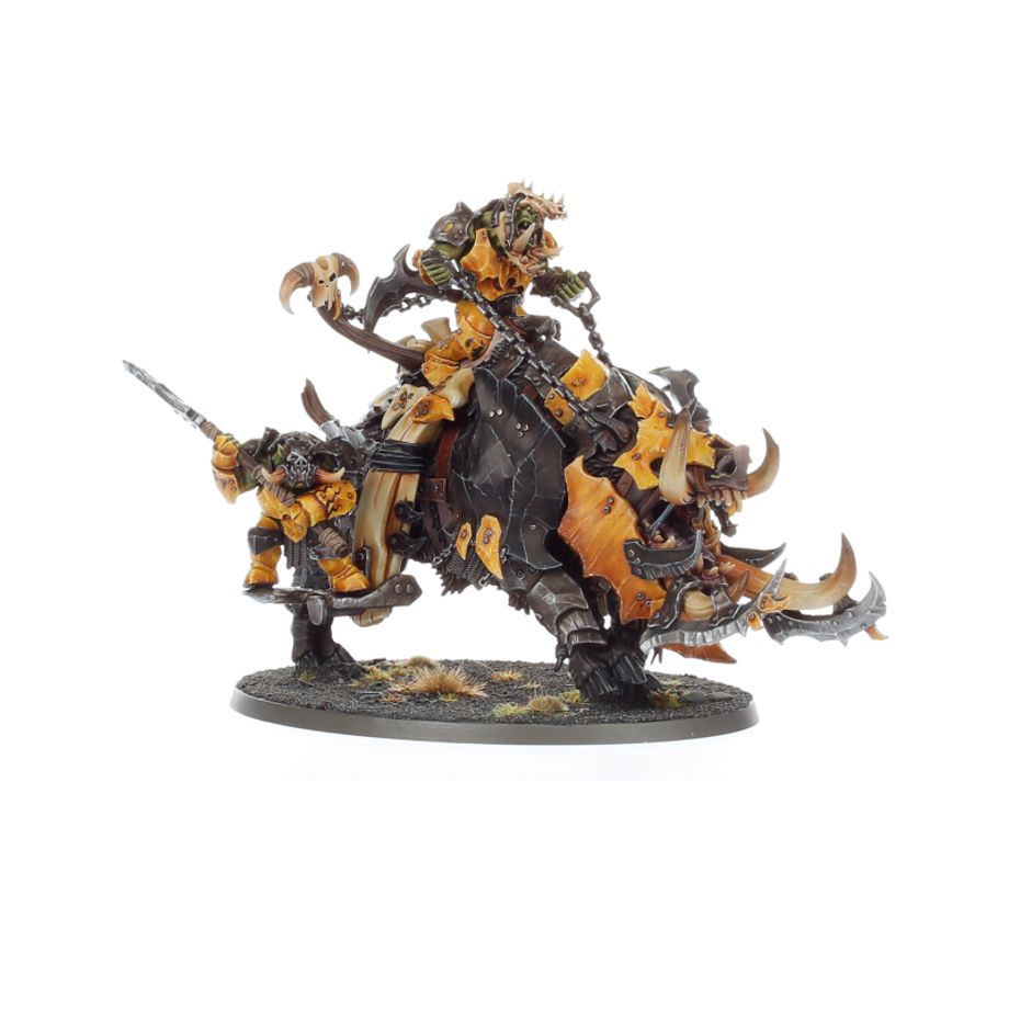 ORRUK WARCLANS: TUSKBOSS ON MAW-GRUNTA